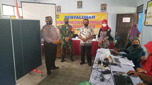 Monitoring Vaksinasi Covid-19 di Desa Grantung