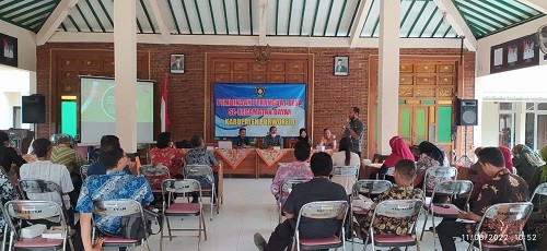 Pembinaan Perangkat di Kecamatan Bayan