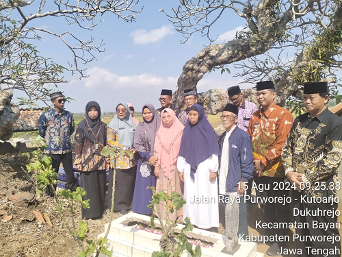 Ziarah Makam Pejuang / Pahlawan di Wilayah Kecamatan Bayan