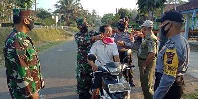 PENEGAKAN PROTOKOL KESEHATAN DI PASAR DESA JRAKAH