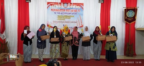 TP PKK Desa Dukuhrejo Pemenang Lomba Paduan Suara Kecamatan Bayan