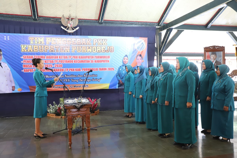 Serah Terima Jabatan Ketua TP PKK Kabupaten Purworejo dan Pelantikan Pembina Posyandu Kecamatan