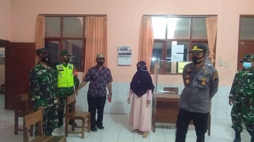 Timwas Pilkades Kecamatan Bayan monitoring di TPS Desa Dukuhrejo