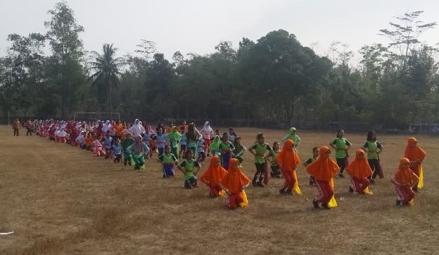 LATIHAN PERSIAPAN FESTIVAL TARI NDOLALAK MASSAL