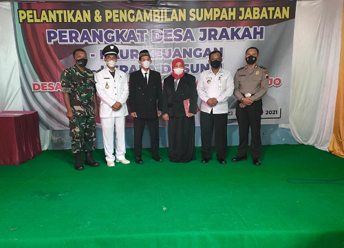 PELANTIKAN DAN PENGAMBILAN SUMPAH PERANGKAT DESA JRAKAH 